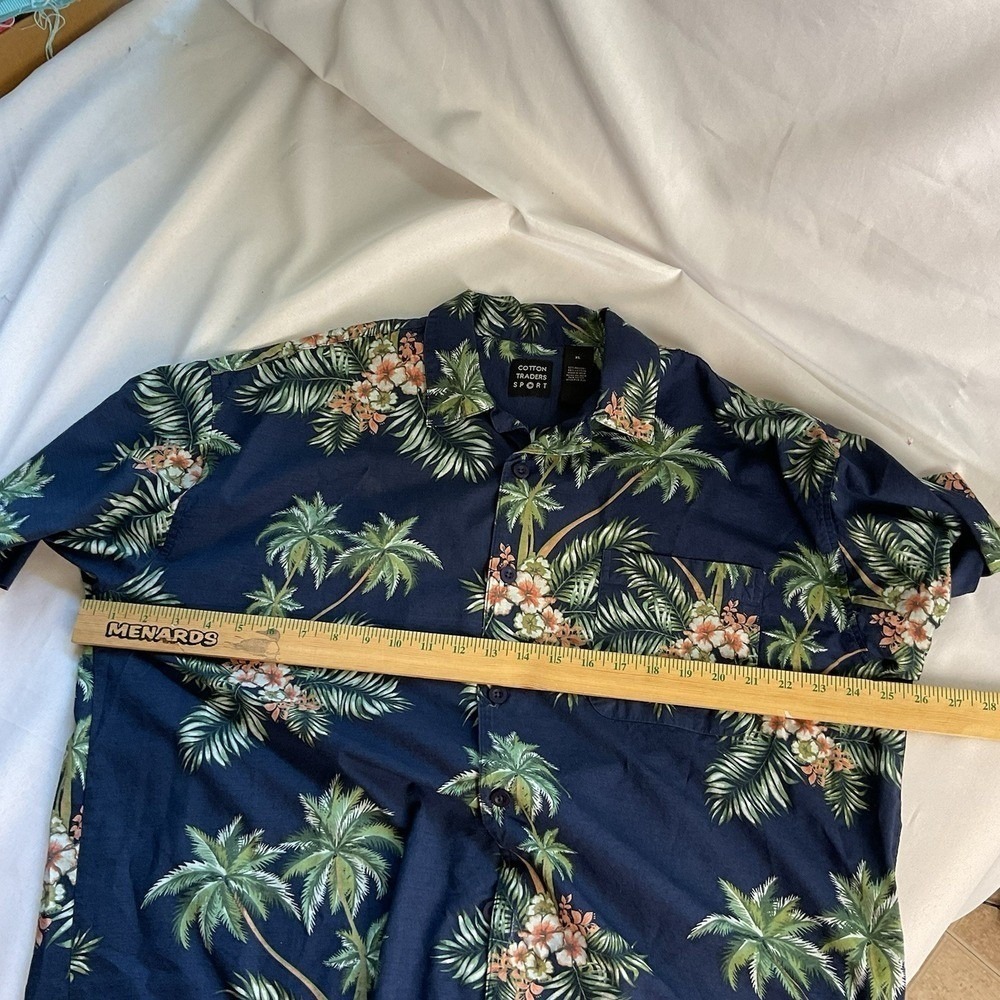 Cotton Traders Mens XL Hawaiian Shrt Navy Blue Palm Floral Short Sleeve Pocket - Picture 7 of 7